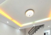 KHU TÊN LỬA, CHIẾN LƯỢC, 40M2, 3 TẦNG 3PN, HẺM XE HƠI THÔNG, GIÁ 4.3 TỶ